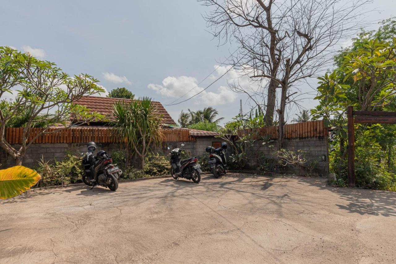 Maha Nusa Menjangan Banyuwedang Exterior photo