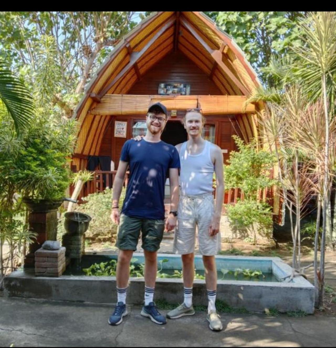 Maha Nusa Menjangan Banyuwedang Exterior photo